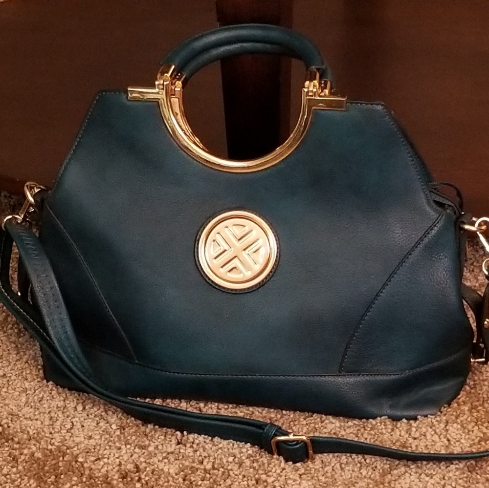 Purses - Picture 5 of 5